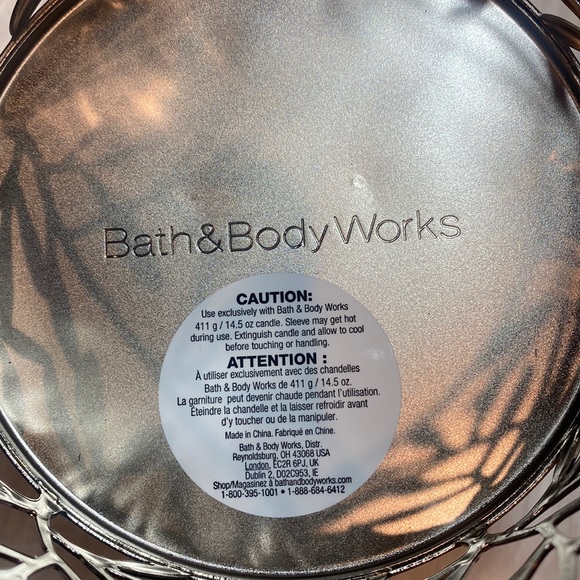 “Vine Leaf Pedestal“ 3-Wick Candle Holder shiny branches, Bath & Body Works, NWT - Picture 9 of 9